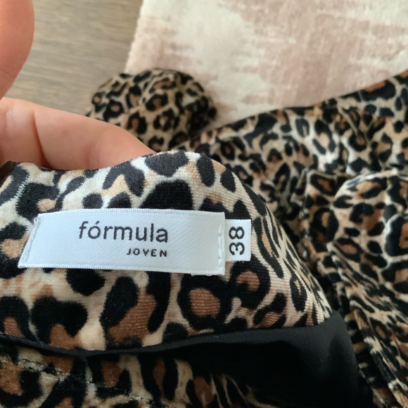 FORMULA JOVEN Leopard Cross Over Fabric Plush Skirt Women’s Size 28” - Picture 7 of 16